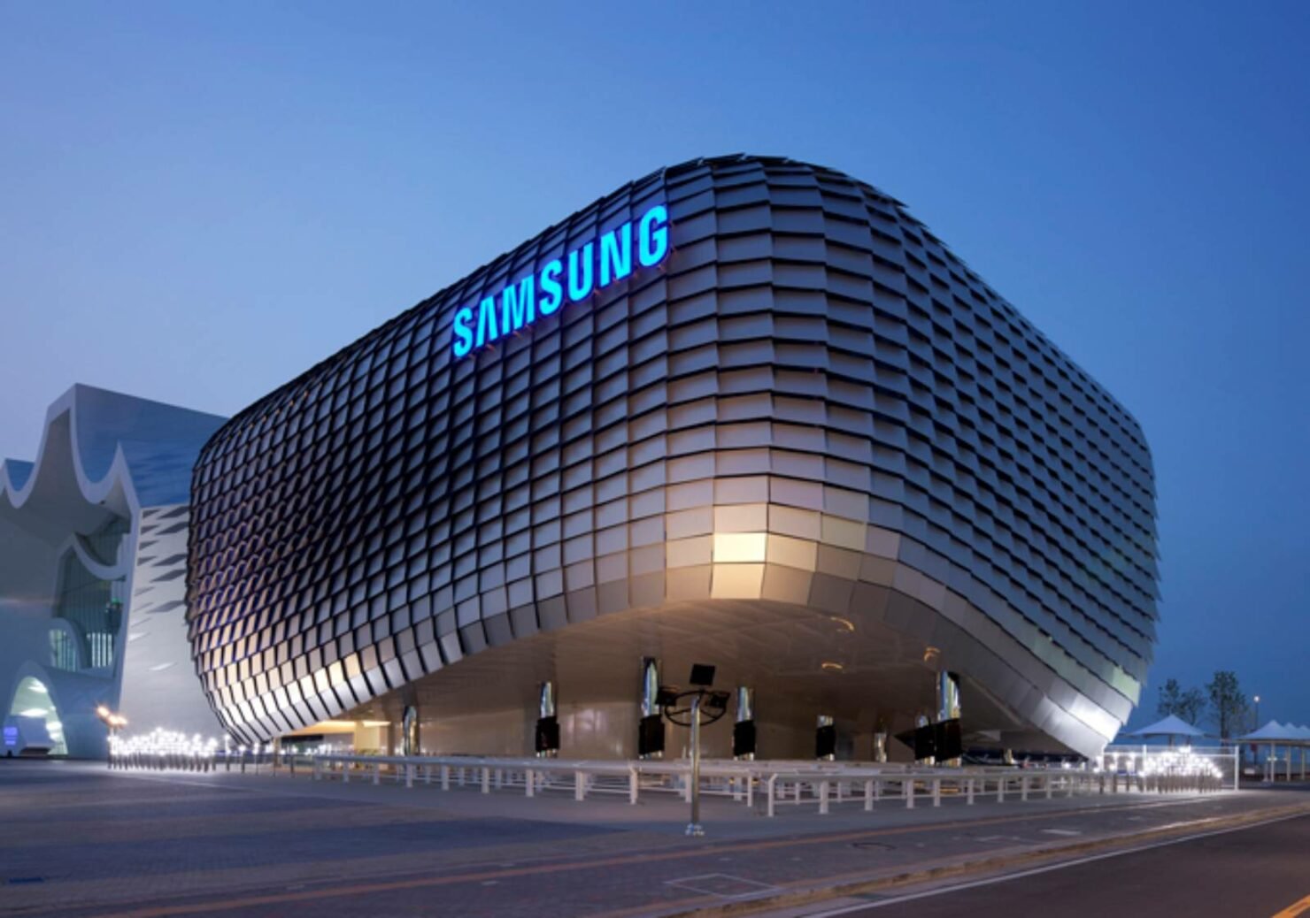 Samsung se fait pirater par le même groupe qui a compromis les données de NVIDIA, 190 Go d'informations prétendument volées